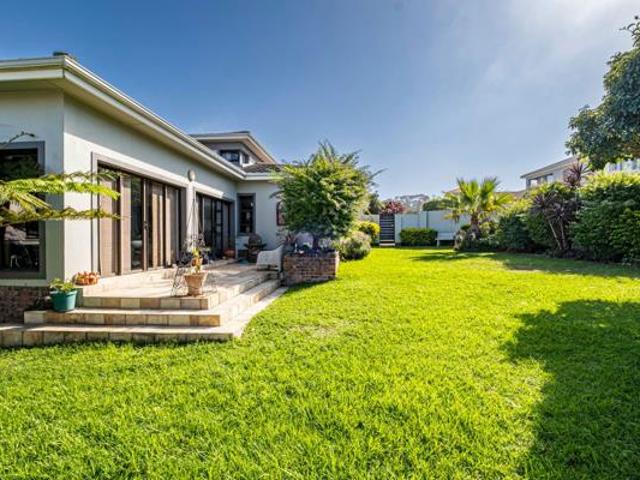 4 Bedroom House in Lovemore Heights