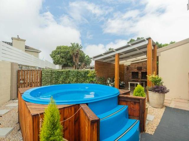 4 Bedroom House in Lovemore Park