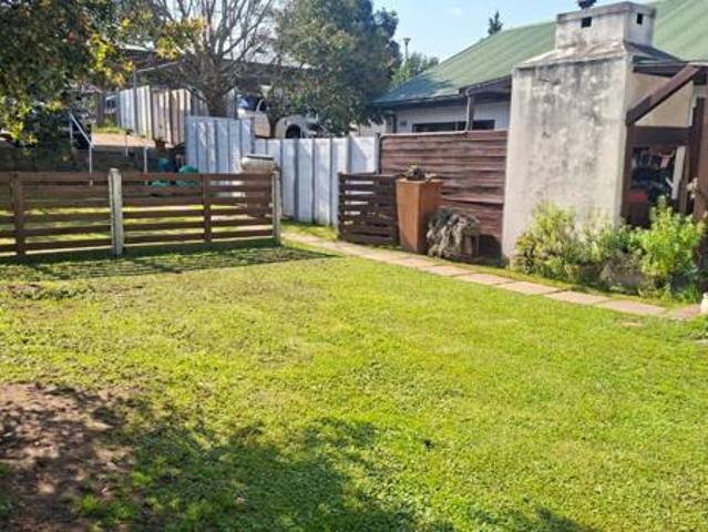 4 Bedroom House in Loerie Park