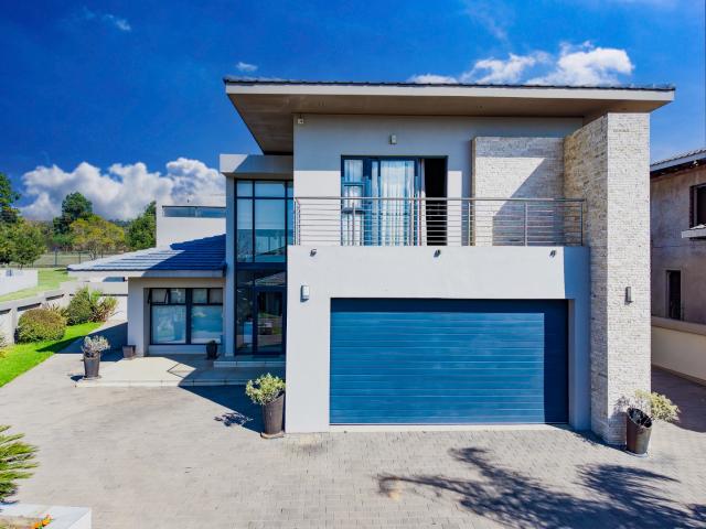 4 Bedroom House in Lombardy Estate
