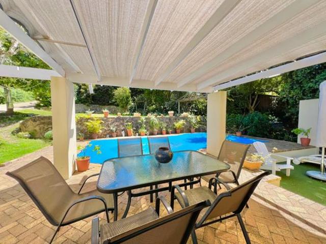 4 Bedroom House in Longkloof