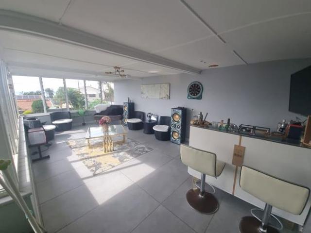 4 Bedroom House in La Lucia