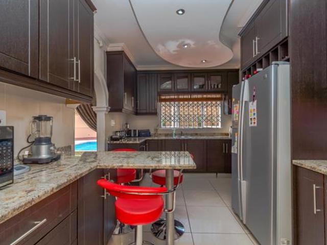 4 Bedroom House in La Mercy