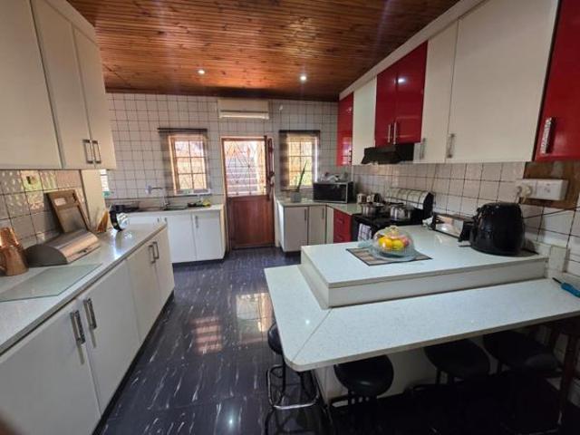 4 Bedroom House in La Mercy