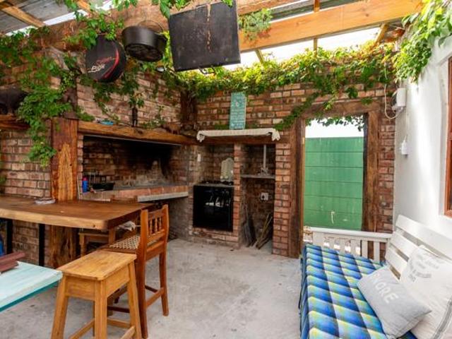 4 Bedroom House in Laaiplek