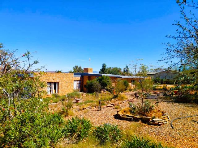 4 Bedroom House in Ladismith