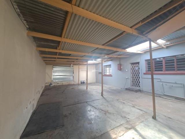 4 Bedroom House in Lady Grey