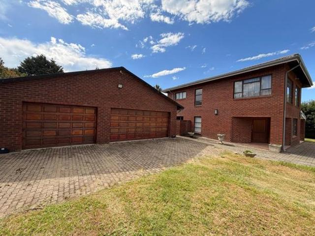 4 Bedroom House in Ladysmith Central