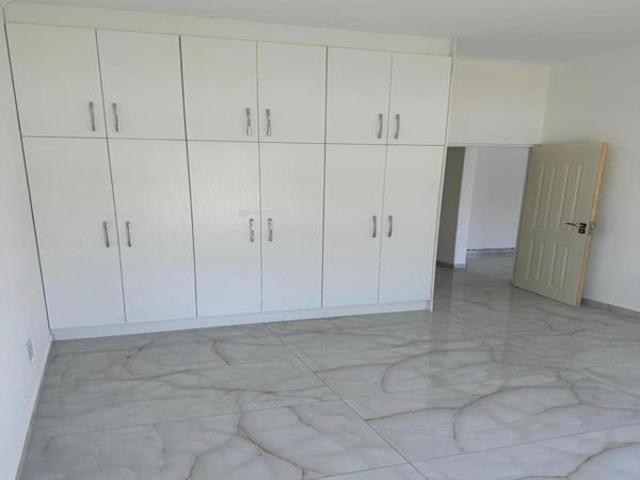 4 Bedroom House in Laguna Sands