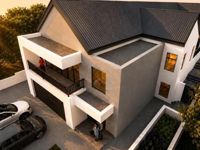 4 Bedroom House in Laguna