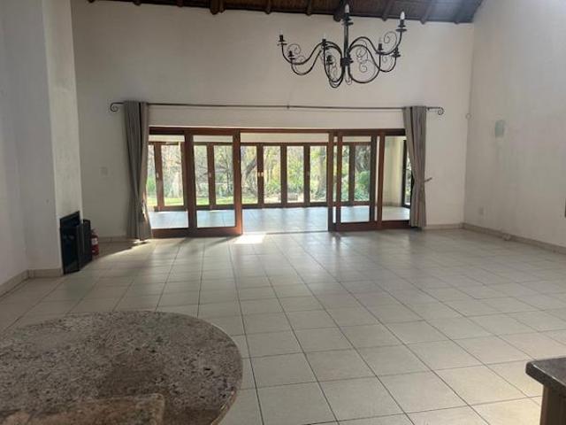 4 Bedroom House in Lakeland Estate
