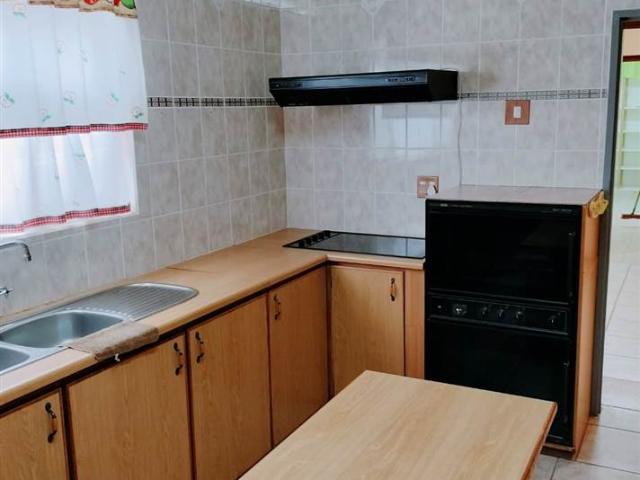 4 Bedroom House in Lamberts Bay