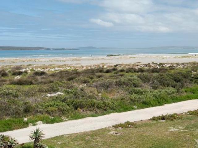 4 Bedroom House in Langebaan Central