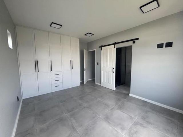 4 Bedroom House in Langebaan Central