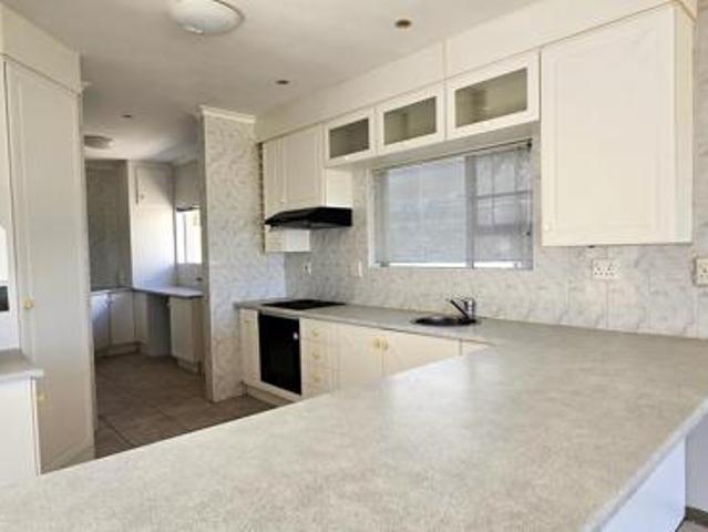 4 Bedroom House in Langebaan Central