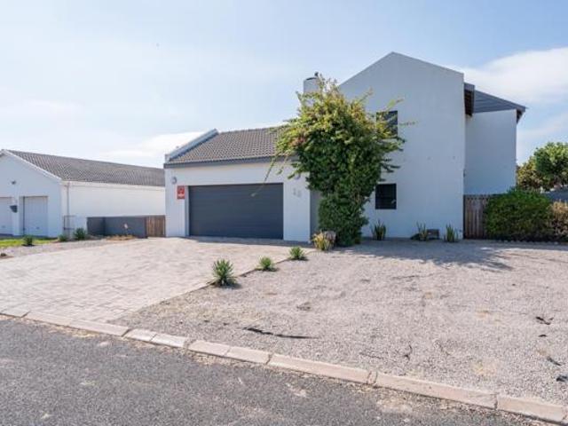 4 Bedroom House in Country Club