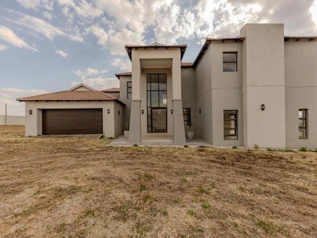 4 Bedroom House in Lanseria