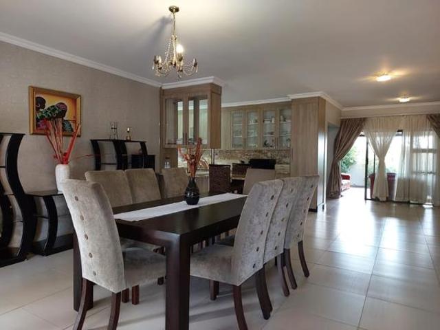 4 Bedroom House in Leeuwenhof Estate