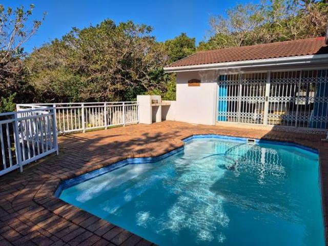4 Bedroom House in Leisure Bay