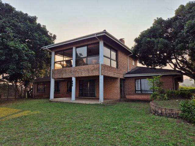 4 Bedroom House in Leisure Bay