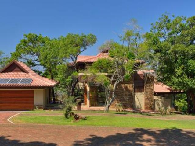4 Bedroom House in Leisure Bay