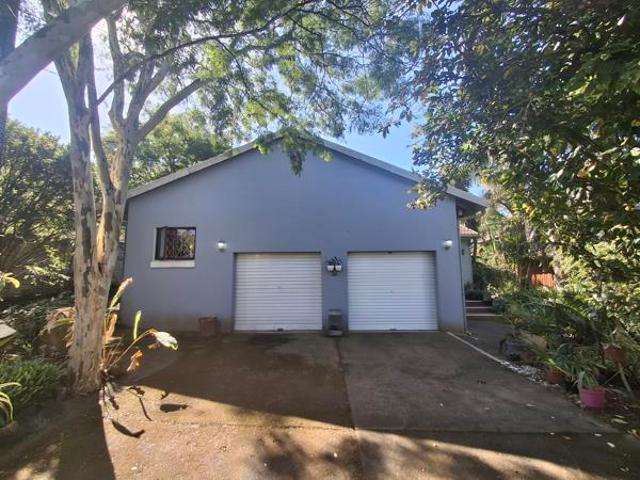 4 Bedroom House in Leisure Bay