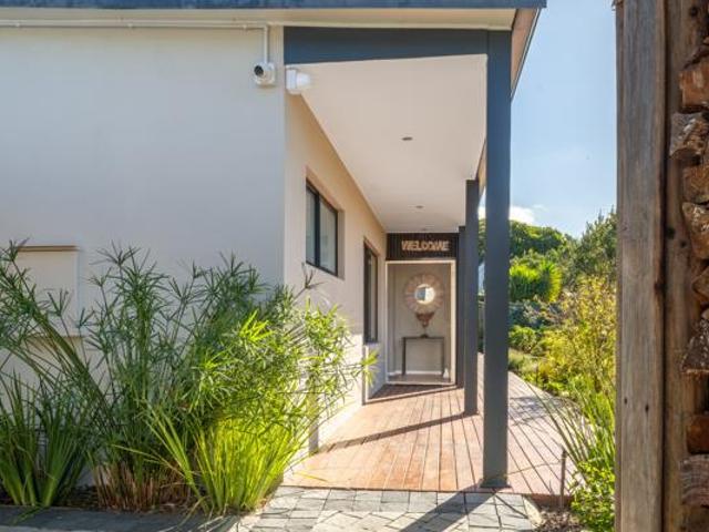 4 Bedroom House in Leisure Isle