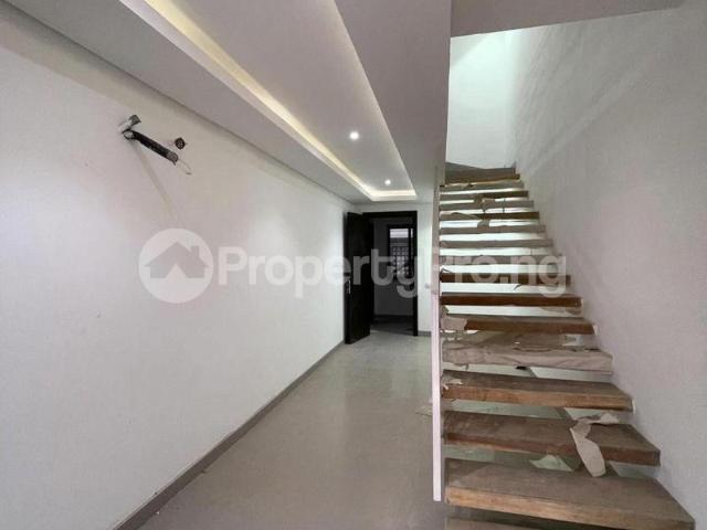 4 Bedroom House in Lekki Phase 1 Lekki Lagos | House for sale in lekki | House in lekki | 4 Bedroom | PropertyPro Nigeria