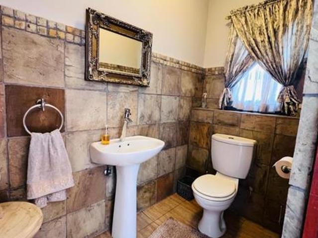 4 Bedroom House in Leloko Lifestyle & Eco Estate