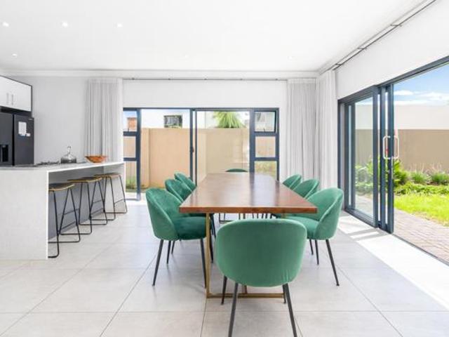 4 Bedroom House in Leloko