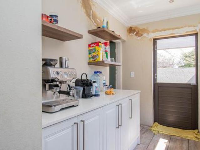 4 Bedroom House in Leloko