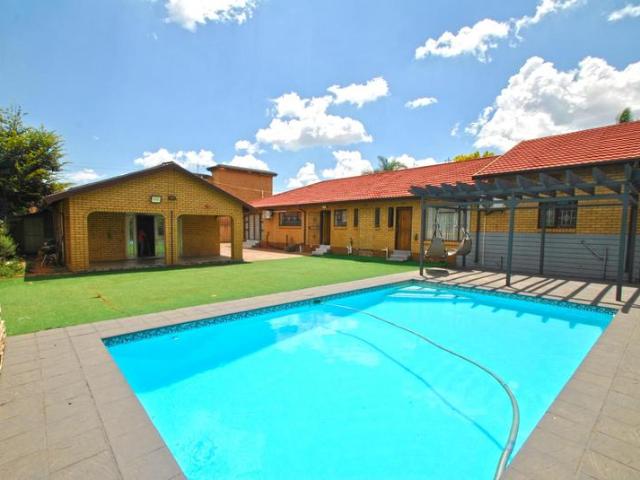 4 Bedroom House in Lenasia South