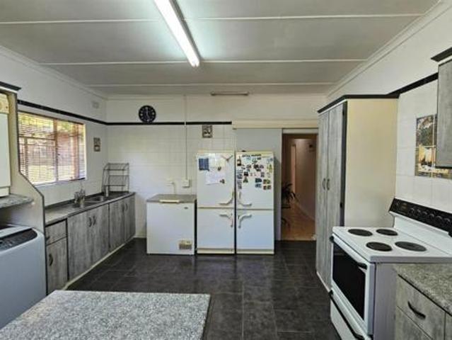 4 Bedroom House in Lincoln Meade