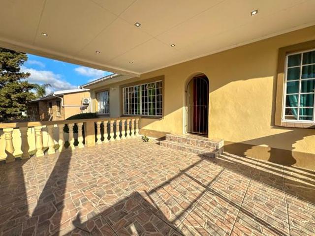 4 Bedroom House in Linton Grange