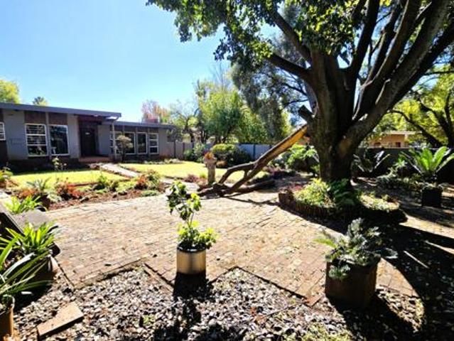 4 Bedroom House in Lyttelton Manor