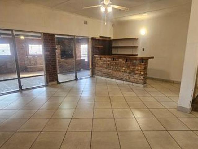 4 Bedroom House in Lyttelton Manor
