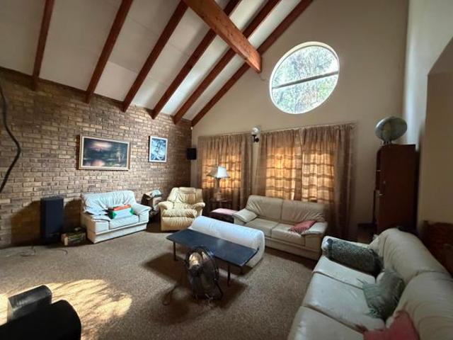 4 Bedroom House in Lyttelton Manor