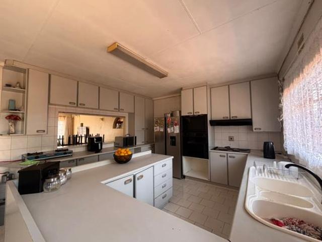 4 Bedroom House in Lydenburg Mashishing