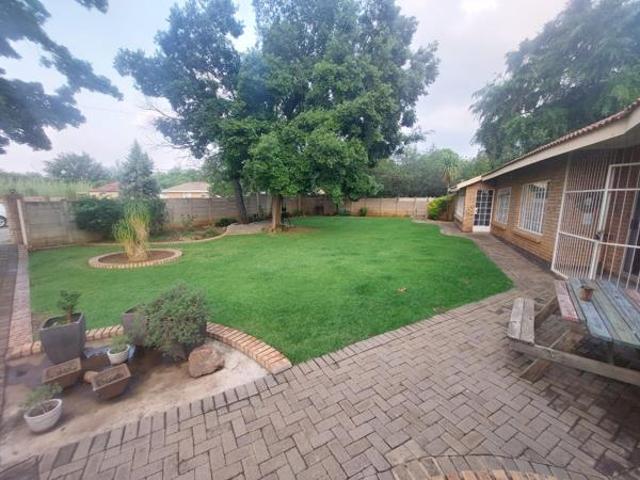 4 Bedroom House in Lydenburg Mashishing