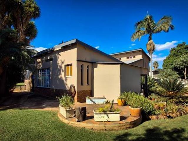 4 Bedroom House in Lydenburg