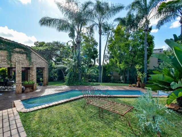 4 Bedroom House in Lynnwood Ridge