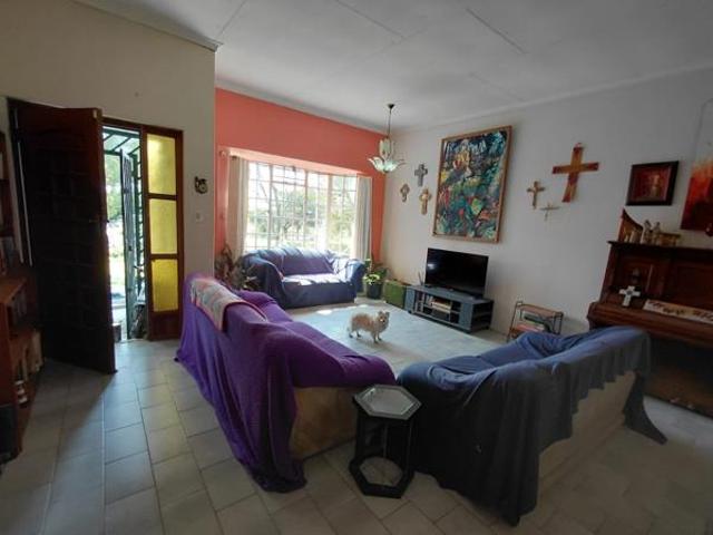 4 Bedroom House in Mnandi AH