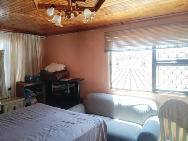 4 Bedroom House in Motherwell