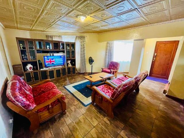 4 Bedroom House in Motherwell