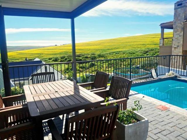 4 Bedroom House in Mount Royal Golf Estate