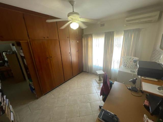 4 Bedroom House in Mountain View