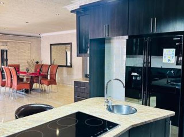 4 Bedroom House in Modelpark