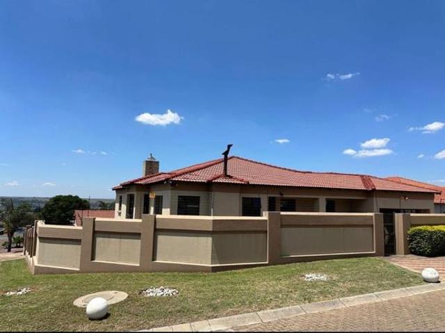 4 Bedroom House in Modelpark