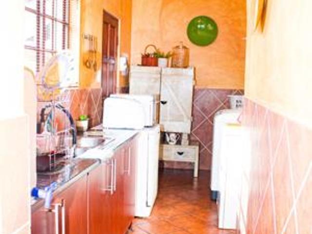4 Bedroom House in Modelpark