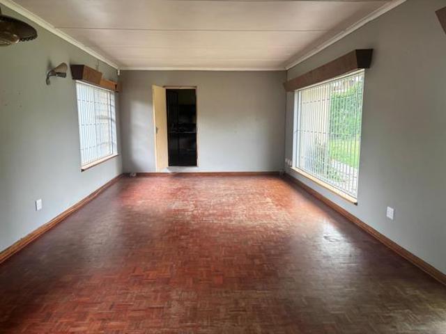 4 Bedroom House in Mondeor